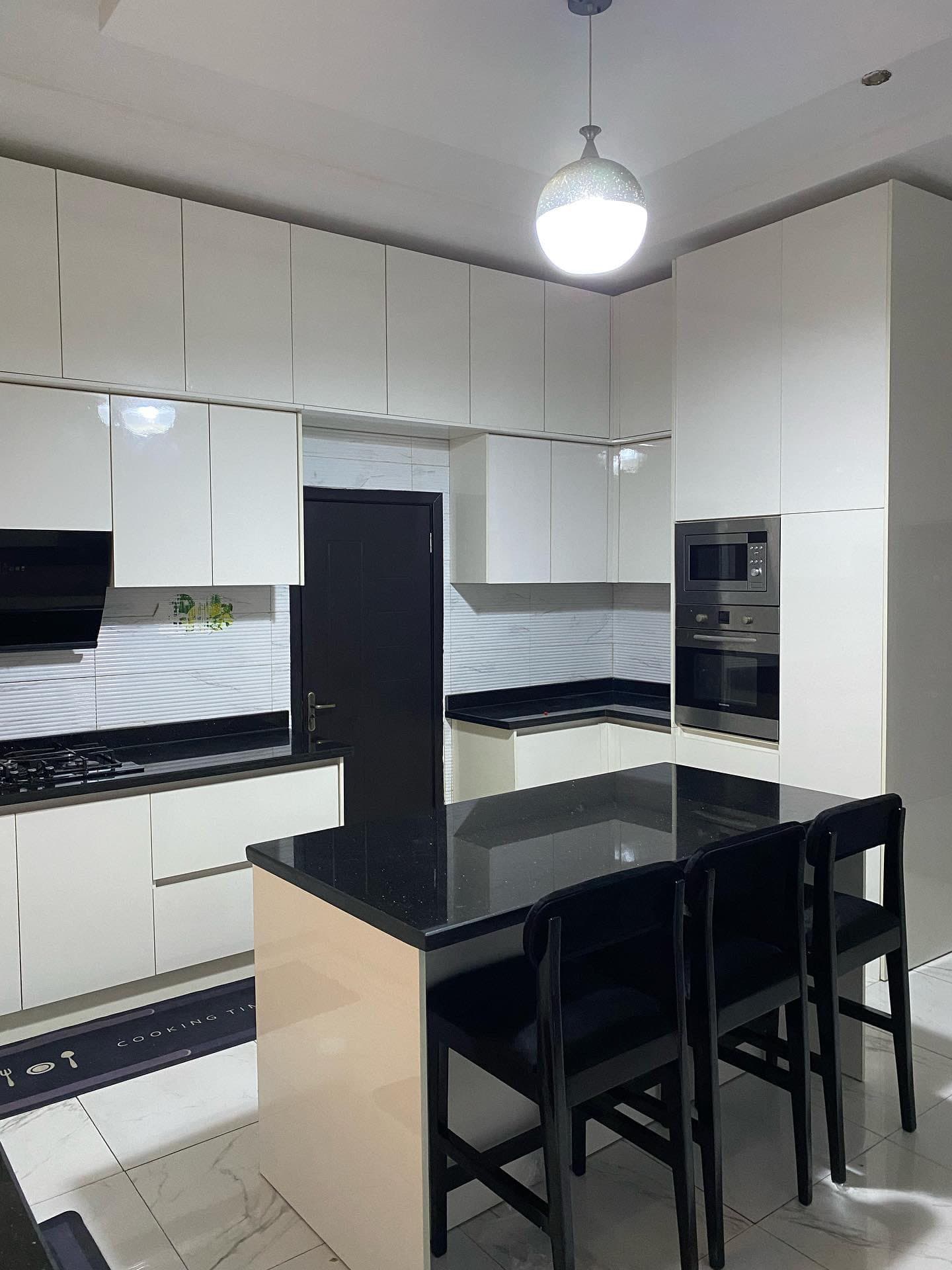 Modern kitchen