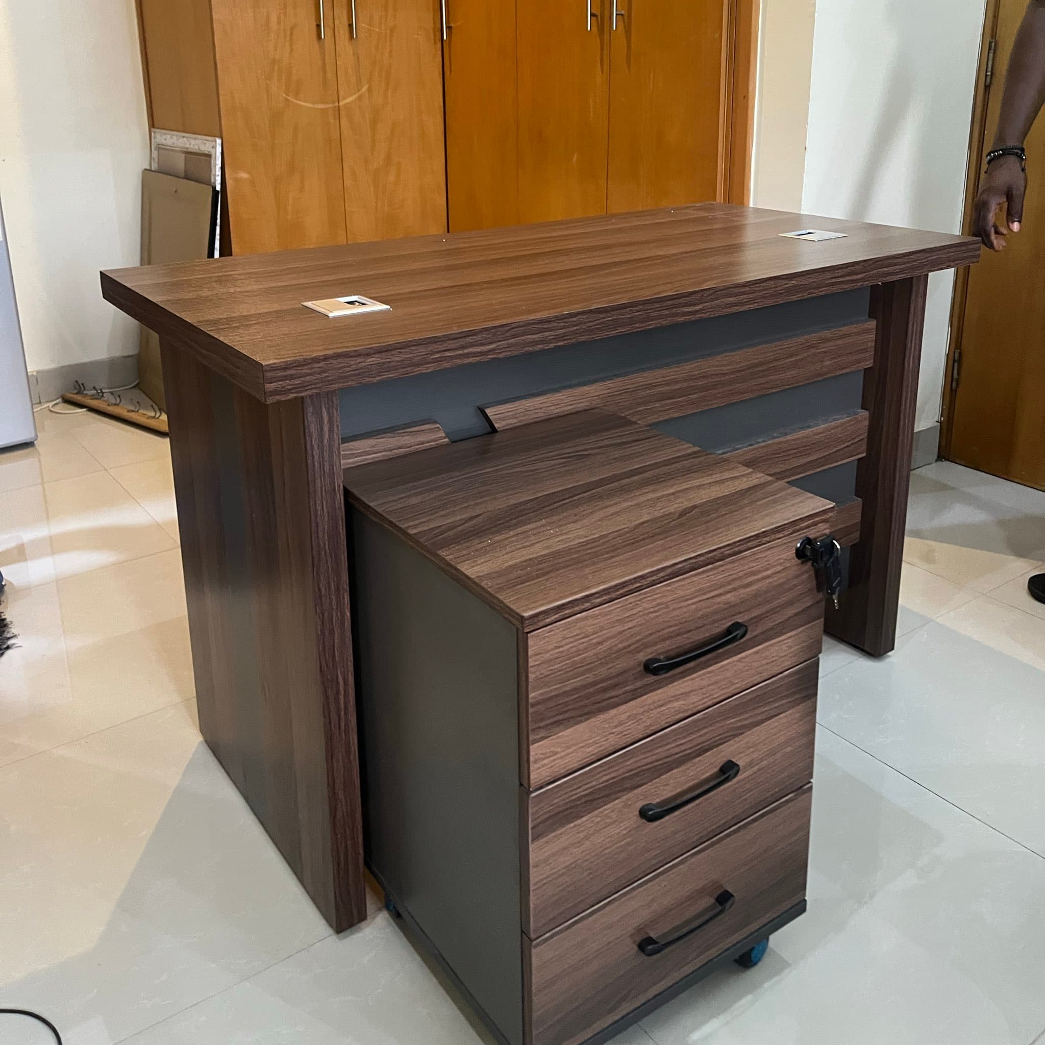 Office table