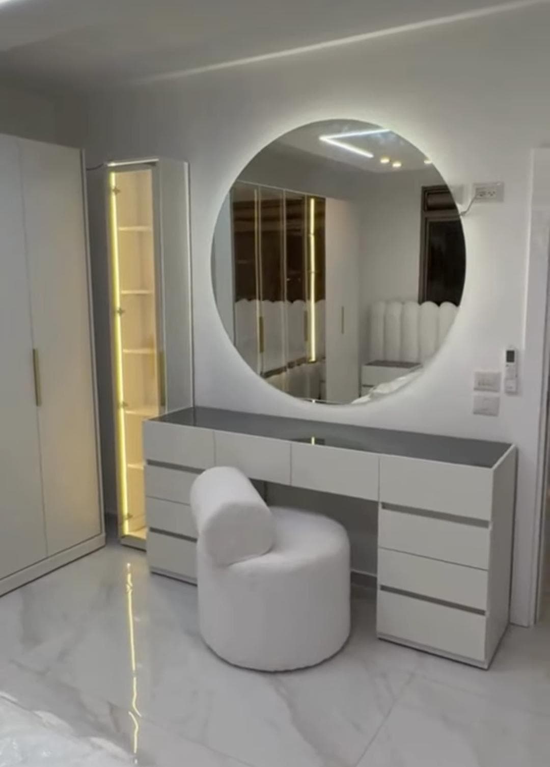 Luxury LED Vanity Dressing Table Set